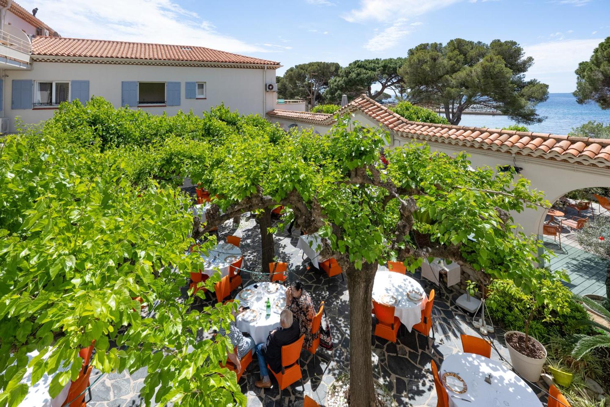 Hotel Le Provencal Logishotels Лез-Іссамбр Екстер'єр фото