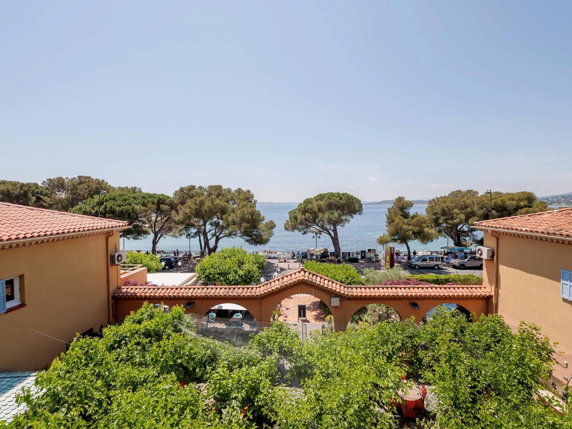 Hotel Le Provencal Logishotels Лез-Іссамбр Екстер'єр фото